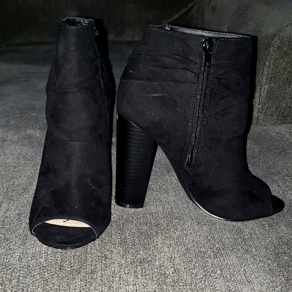 Booties, 7, Black & Tan both for $15 or 1 pair for $18